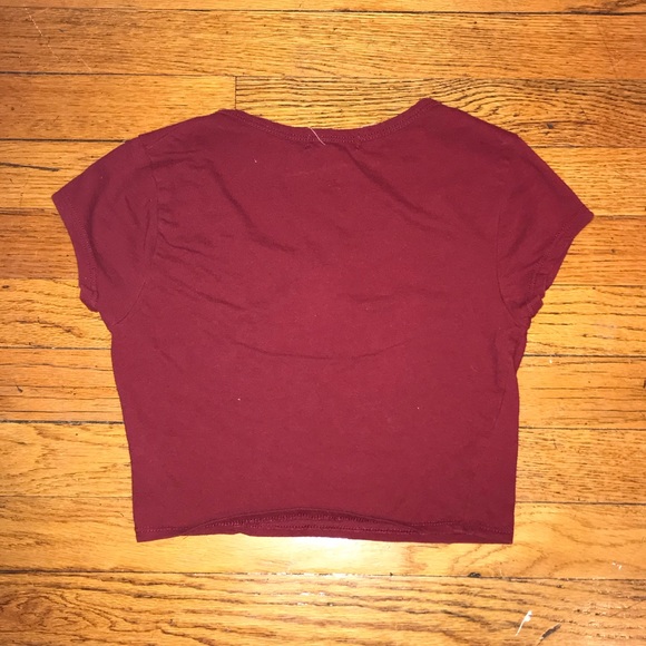 FREEBIE W PURCHASE - Red Crop Top - Picture 3 of 4